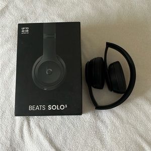 Beats Solo 3